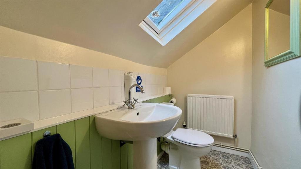 Luxury 4 Bedroom Seaside Apartment - Glan Y Werydd House Бармут Екстериор снимка