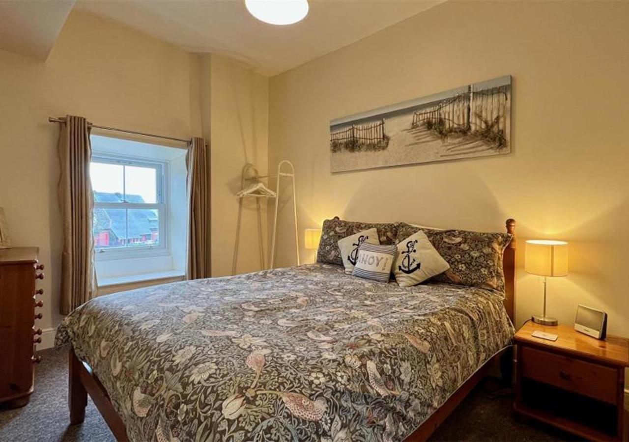 Luxury 4 Bedroom Seaside Apartment - Glan Y Werydd House Бармут Екстериор снимка