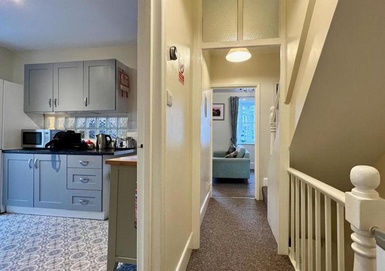 Luxury 4 Bedroom Seaside Apartment - Glan Y Werydd House Бармут Екстериор снимка